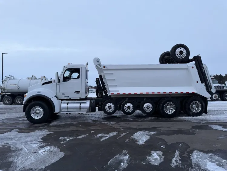 Used 2023 KENWORTH T880 STRONG ARM Dump trucks Minnesota US | Carco Truck & Equipment #1513984