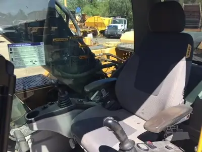 Used 2012 VOLVO EC220DL Crawler Excavators California US | Mittry Construction #1363469