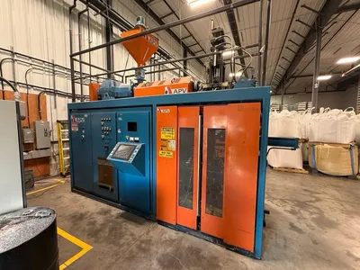 STERLING LS-3 Blow Molding Machines | ListingHippo (1)
