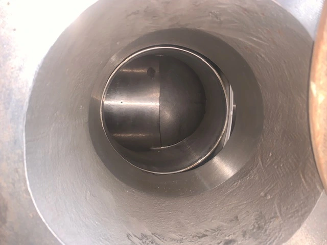8" Jamesbury 3-way DM150FDFC3600TT Stainless Steel Valve