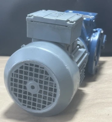 USED SEW-EURODRIVE SA47/TDRS71S4