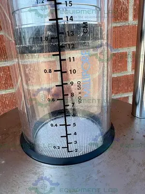 USED MILLIPORE QUIKSCALE 100 / 550 CHROMATOGRAPHY COLUMN 4L