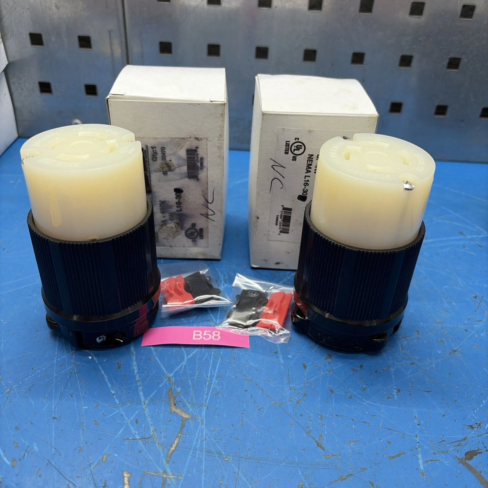 (2) Morris NEMA L16-30R30A, 480V 3P 4W Female Connectors Fast Shipping+ Warranty