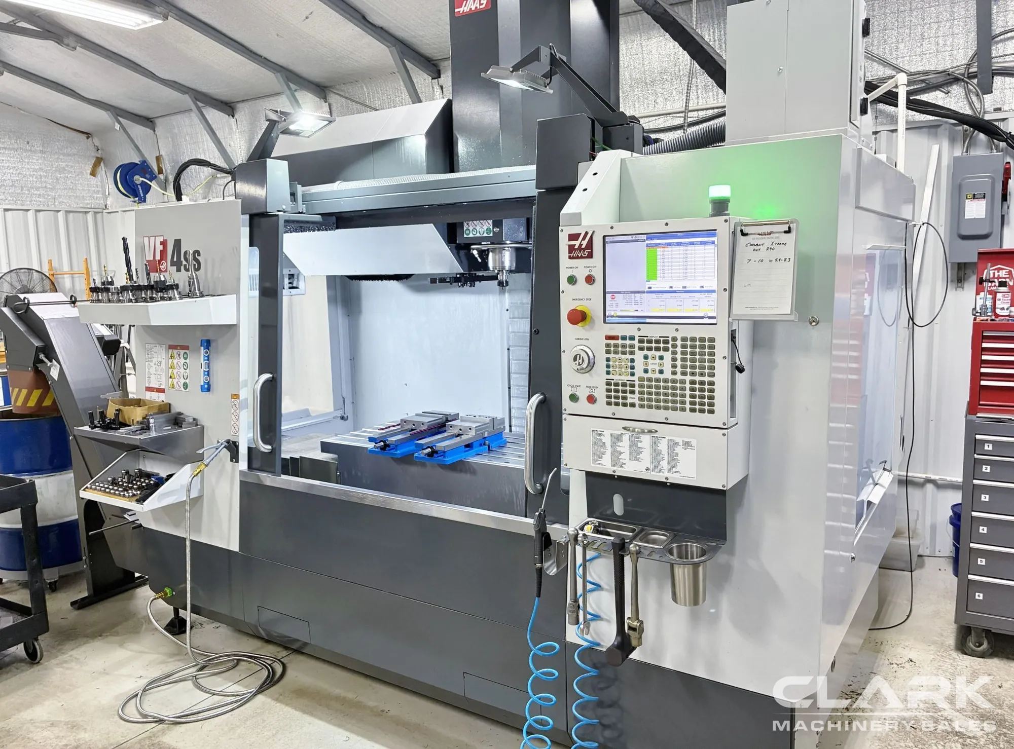 2019 HAAS VF-4SS, LOW HOURS, THROUGH-SPINDLE COOLANT, PROBING