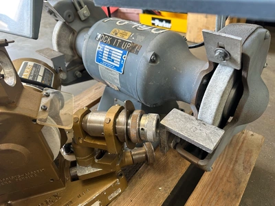 BALDOR 8250W GRINDERS, PEDESTAL | Wheeler Machinery Sales (2)