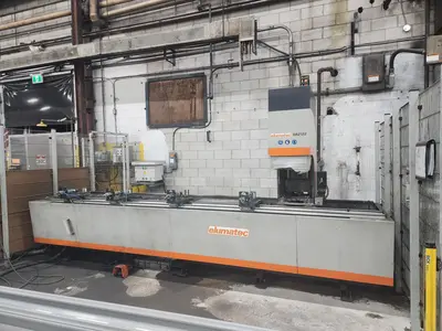 2010 ELUMATEC SBZ 122/33 Vertical Machining Centers | ListingHippo (2)