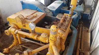 USED NATIONAL JWS-300L 4X5 TRIPLEX WELL SERVICING REVERSING MUD PUMP PACKAGE