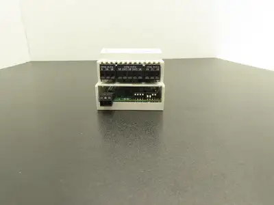Carel P+E000000D000 Programmable Controller PLC Input Output Rev 1.316