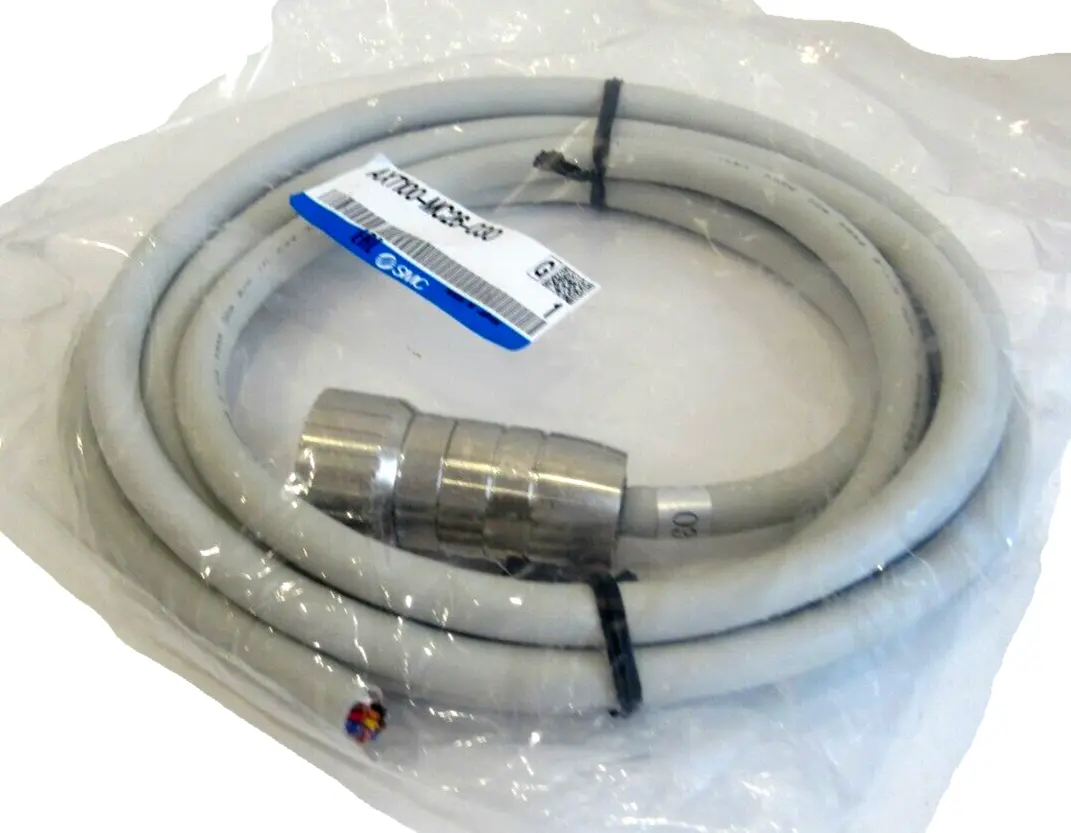 NEW SMC AXT100-MC26-030 CABLE ASSEMBLY AXT100MC26030