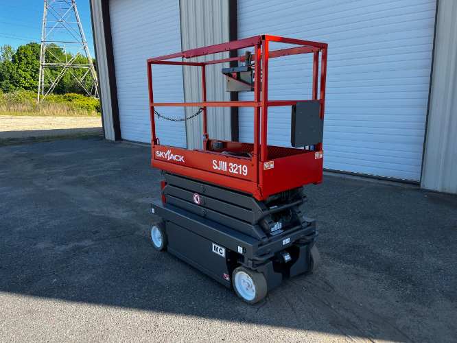 Used 2015 Skyjack SJ3219 Scissor Lifters | Stack Equipment #926274