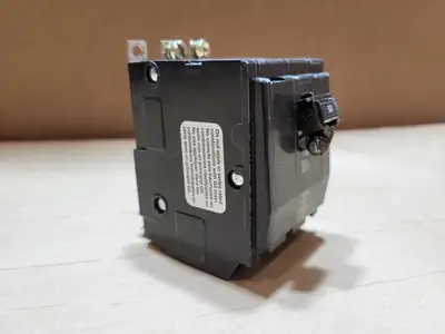 USED SQUARE D QOB350