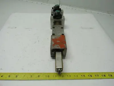 Welker Bearing WPA-24-23-90 Pneumatic Shot Pin Assembly W/Proximity Switch