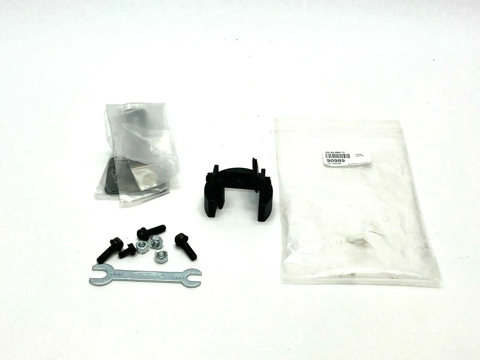 New | in-Stock Banner EZLSA-MBK-12 Sensors Michigan US | Maverick Industrial Sales #1483069