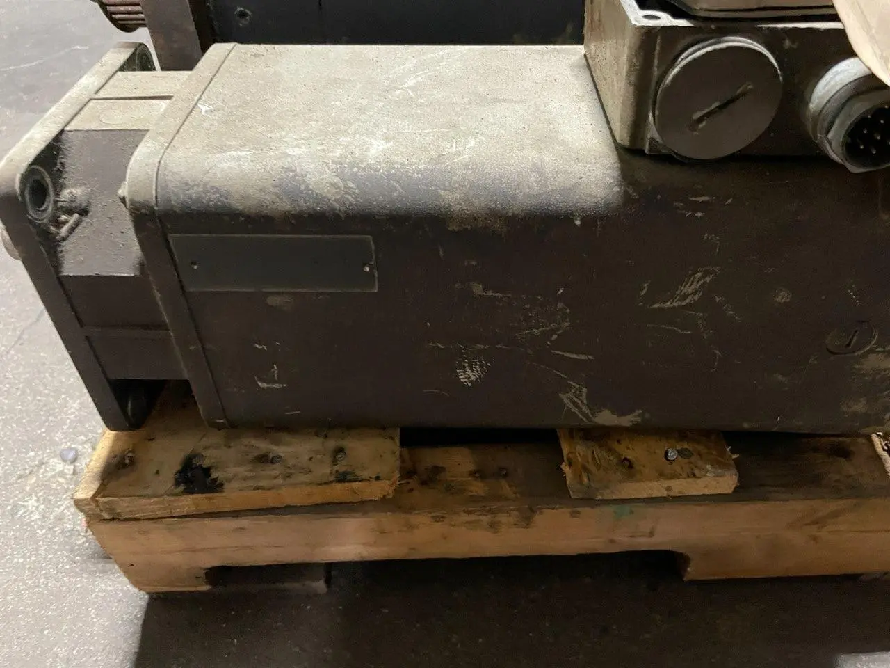 USED Siemens 1FT5074-0AC01-0-Z