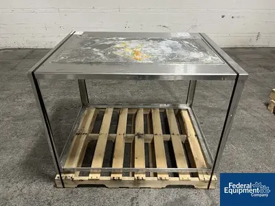 USED Environmental Specialties Enviromental Specialties Environmental Chamber, Model ES2000
