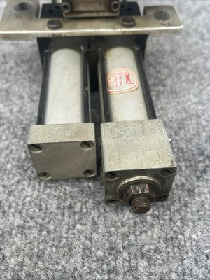 Used PHD R11A 2180-P-D-A-T Rotary Actuators California US | Davliegogo LLC #1705575