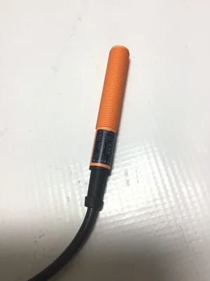 IFM Efector IF5800/IF5345 Electronic Inductive Proximity Sensor