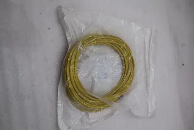Murr Elektronik 7000-08041-0101000 Connector 3-pin 10m STOCK L-153A