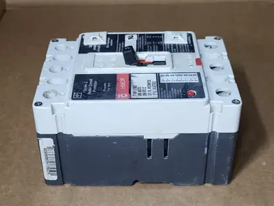 USED EATON HMCPS007C0C