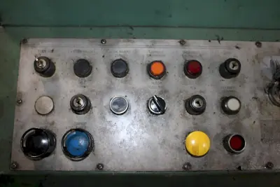 USED 1997 MINSTER 400 TON SSDC PRESS