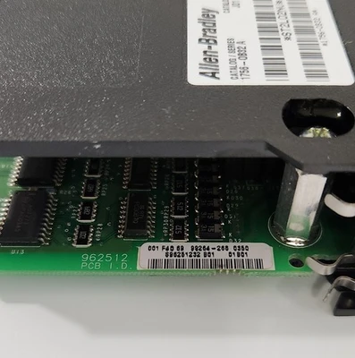 USED Allen-Bradley 1756-OB32