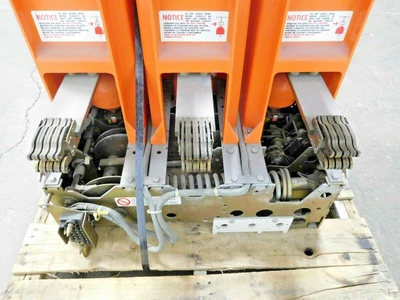 Used GE VB 7.2-500-3 Circuit Breakers Ohio US | Equipment Recovery Corp. #1330538