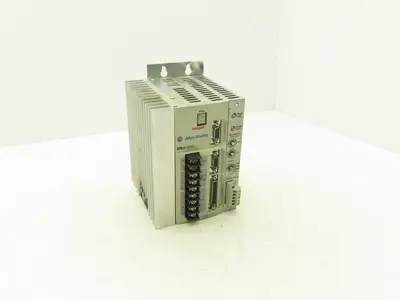 Allen Bradley 2098-DSD-020X-DN Ultra 3000i Servo Drive 120/240V 1PH 18A 0-400Hz