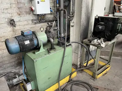 USED FRIGGI HEAVY DUTY 2MF1000 CNC