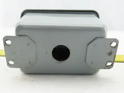 Hoffman E-D1PB1 Enclosure Type 4,6,12,13 W/ 800 FRXMQ24RA7/F 24V Green E-Stop