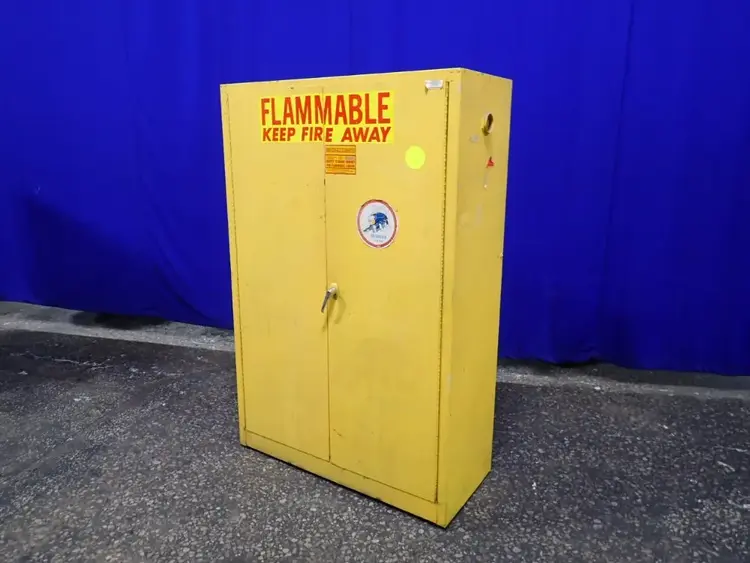 Used SECURALL CABINETS A145 Cabinets Ohio US | HGR 24 #1091597