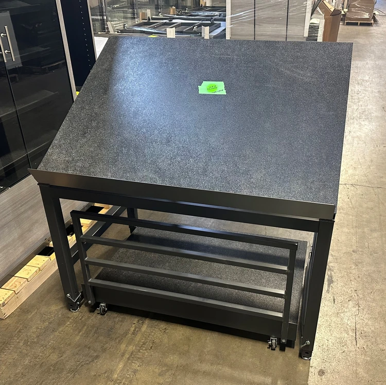 Used _UNKNOWN_ _UNKNOWN_ Retail Store Fixtures Michigan US | Grocery Equipment Sales #1070043