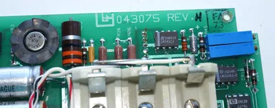 NEW LEEDS & NORTHRUP 043075 CONTROLLER BOARD