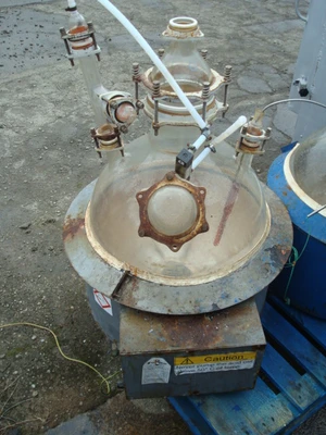 100L QVF Glass Hemispherical Vessel VS 100/P1L