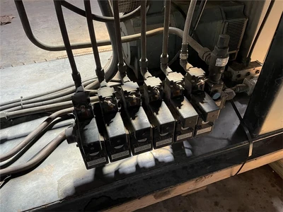 USED CINCINNATI MILACRON APEX 3.5