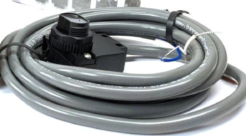 Banner SE612LV 26532 Econo-Beam Retro Sensor, Range 5 m, Input 10-30 V dc [New]