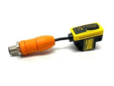 QS30LLP, 02995 | Banner QS30LLP Photoelectric Sensor, Polarized Retro 02995 - Used