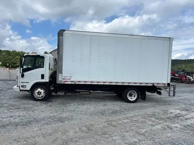 Used 2024 ISUZU NPR HD Box trucks Florida US | Truck and Van Outlet #1509131