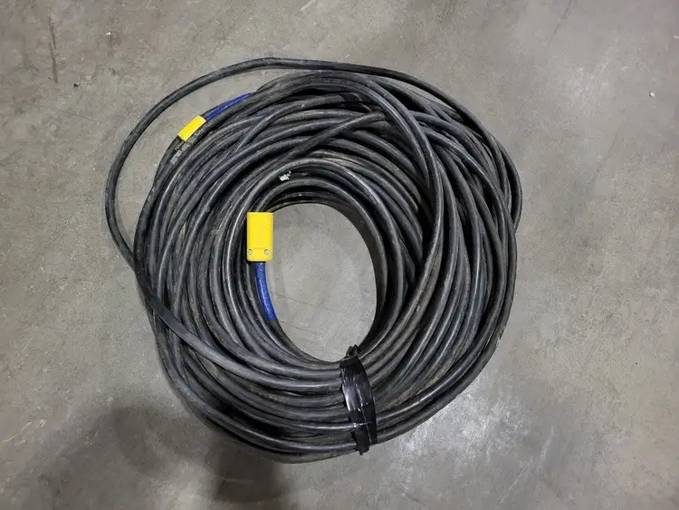 Used SOUTHWIRE _UNKNOWN_ Cable & Wire British Columbia CA | Lenmark #250582