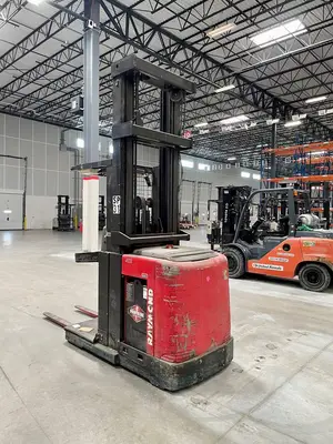 Used 2012 RAYMOND 550-OPC30TT Order Pickers Texas US | TB Forklifts #1274905