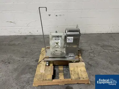 USED Versa-Matic Versa-Matic Diaphragm Pump, Plastic