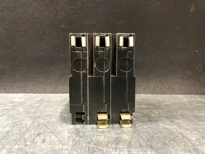 USED SQUARE D QO360