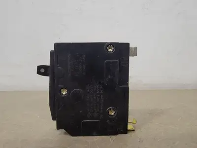30 Amp, 1 Pole, 120/240 volts Circuit Breaker