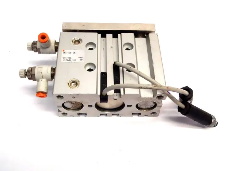 Used SMC COMPACT GUIDE CYLINDER, SENSOR Proximity Sensors | Maverick Industrial Sales #1117555