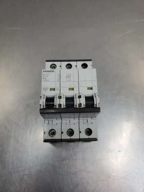 Used Siemens 5SY4302-8 MCB Circuit Breaker, 3P, 2A, 400VAC Circuit Breakers South Carolina US | Palmetto Automation #1150410
