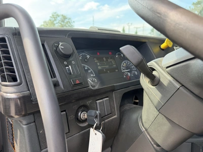 Used 2020 VOLVO VNL Conventional trucks Indiana US | Miedema Asset Management Group #1414624