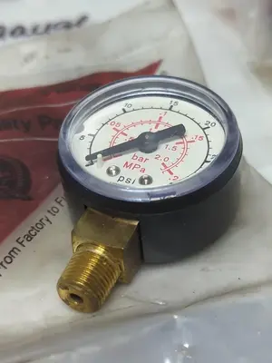 New | in-Stock FISHER 0-30 PSI Universal Pressure Meters Ohio US | Surplus Asset Holdings #1234832
