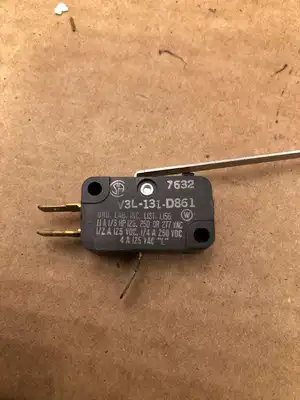 Honeywell V3L-131-D861 Momentary Snap Switch 125/250VDC 250/277VAC -Box of 37