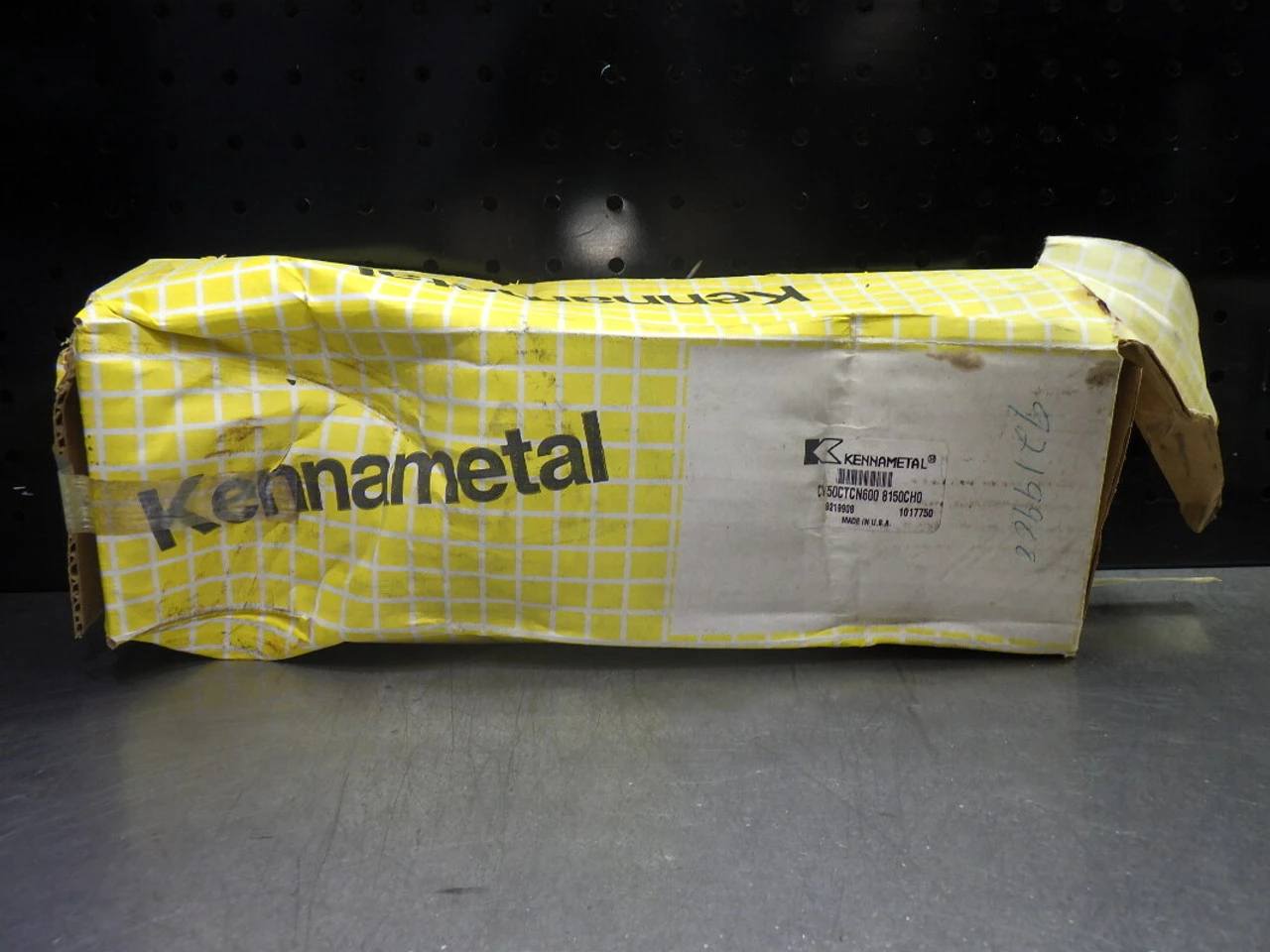 Kennametal Type N Form B Compression Tension Tapping Chuck CV50TCN600 (LOC2938D)