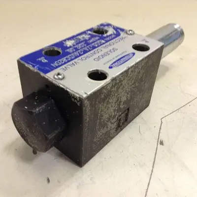 USED INTERNATIONAL DG03-7A-24VDC82DN