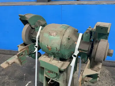 Used CINCINNATI HCA Pedestal Type Grinders (Double End) Ohio US | HGR 24 #1496349
